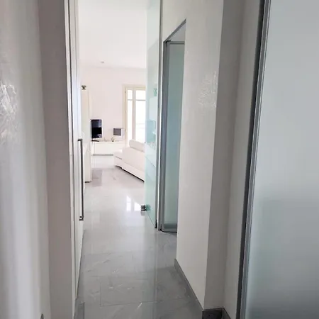 Suggestivo Lejlighed *